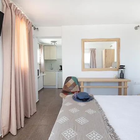 Mykonos 2*